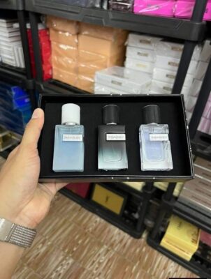 Assorted Luxury Mini Perfume Pallets – 500 Pieces